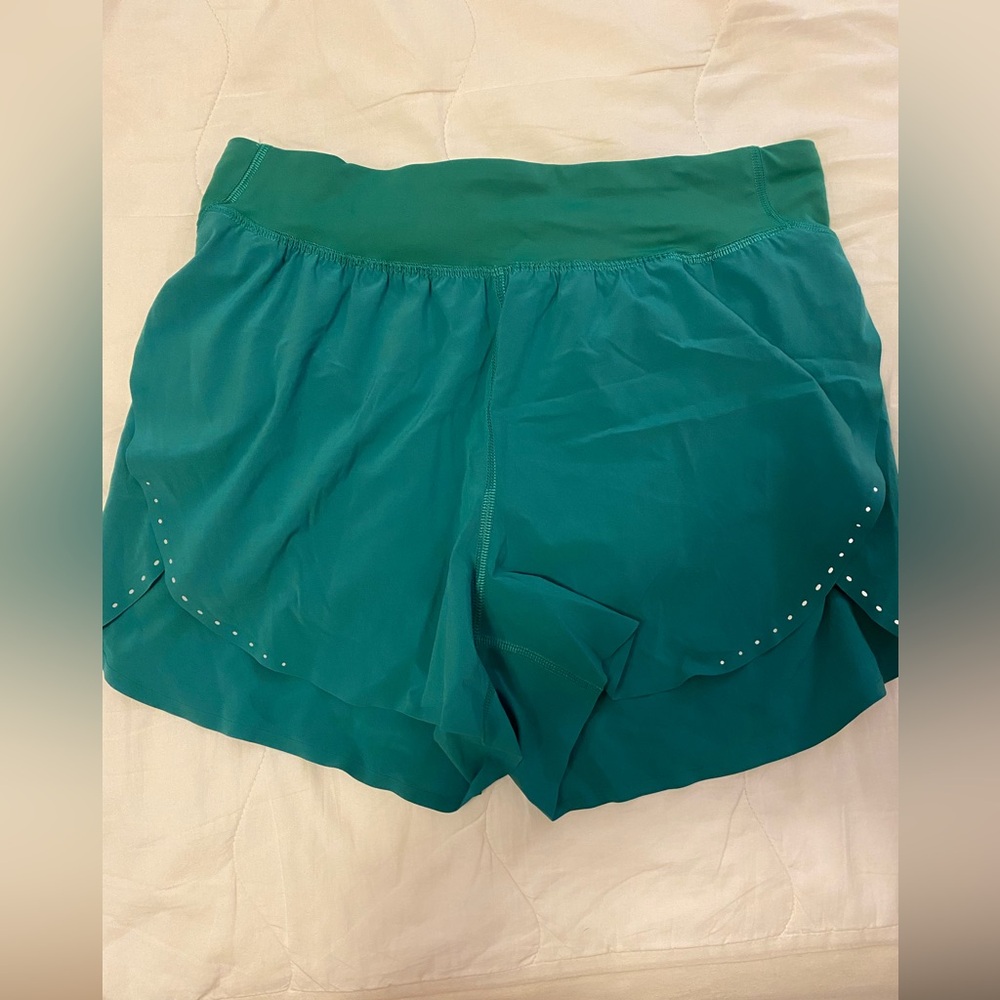 Lululemon Fast and Free Shorts in Cascadia Green